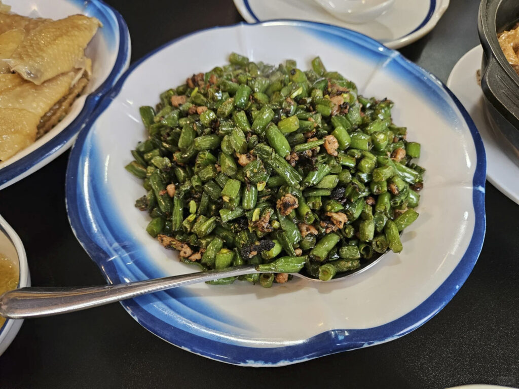 green beans with minced pork and olive vegetable